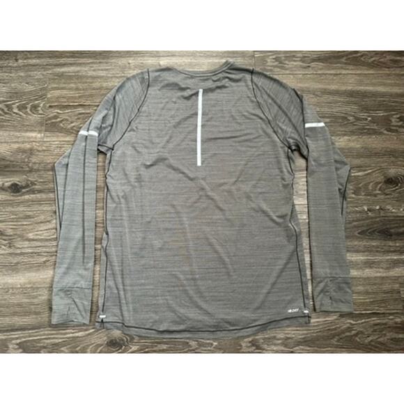 New Balance Men’s Large Gray LS Workout Shirt - Picture 7 of 7